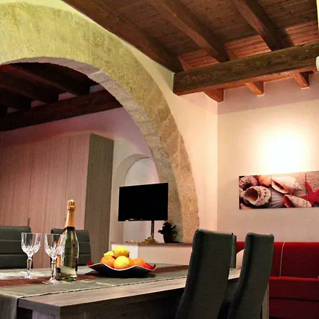 Noryhouse * Castellammare del Golfo
